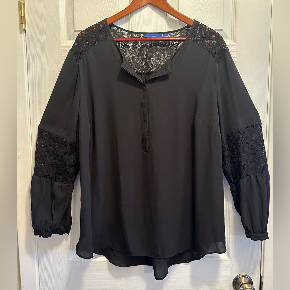Apt. 9 Lace Inset Long Sleeve Top